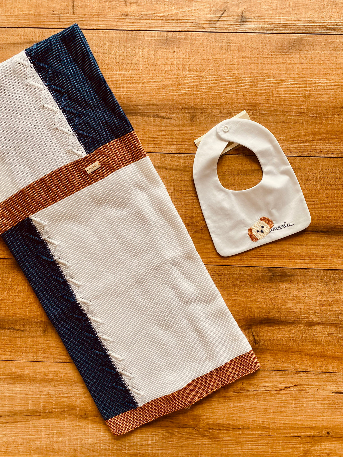 Blanket and bib for the blue romper - NEW Marlu°® Summer collection